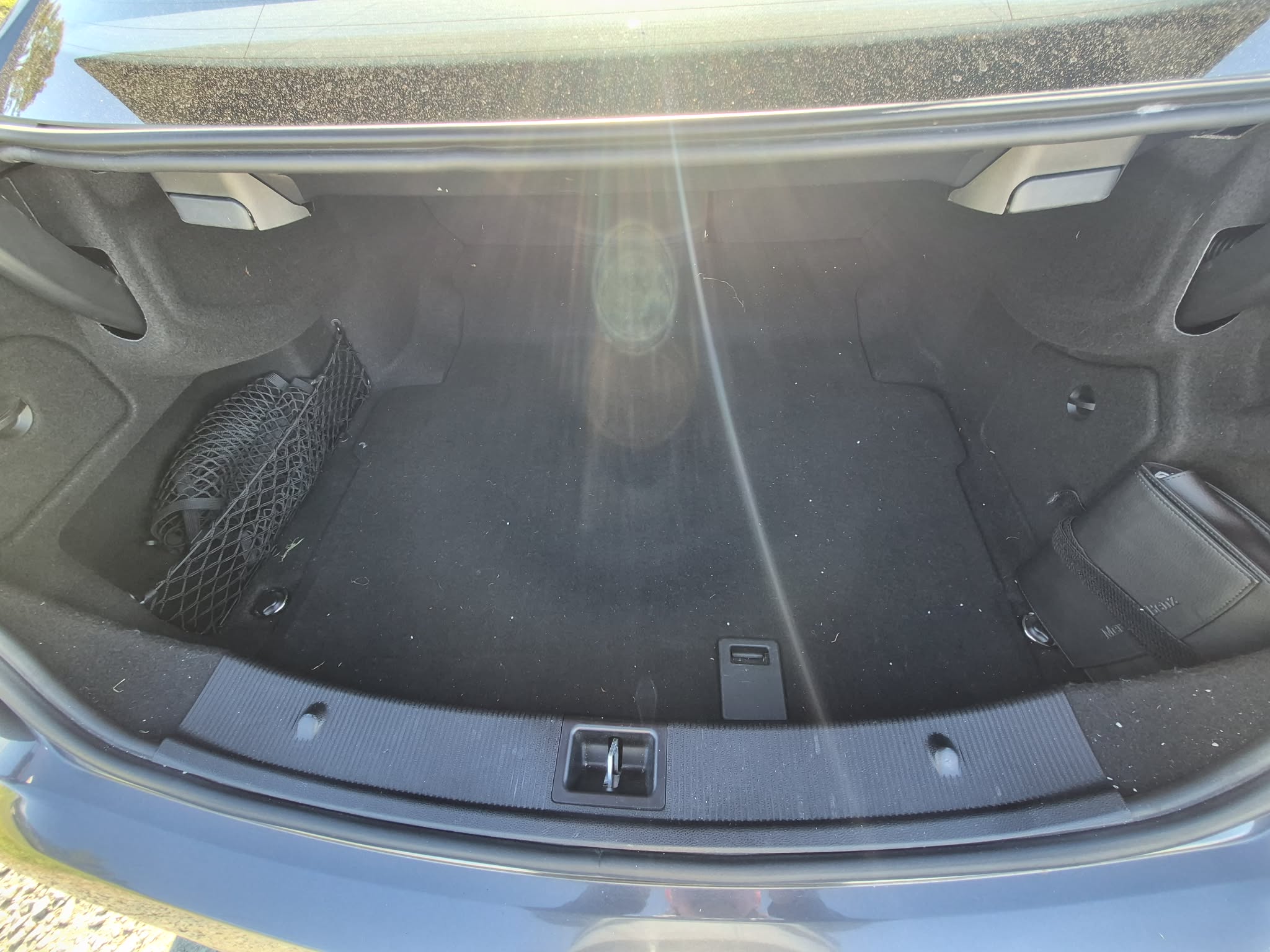 Vehicle photograph 7